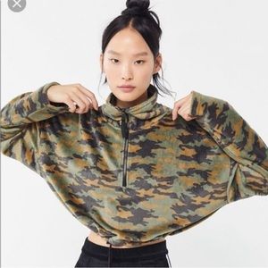 Cropped furry fuzzy camouflage hoodie XS S